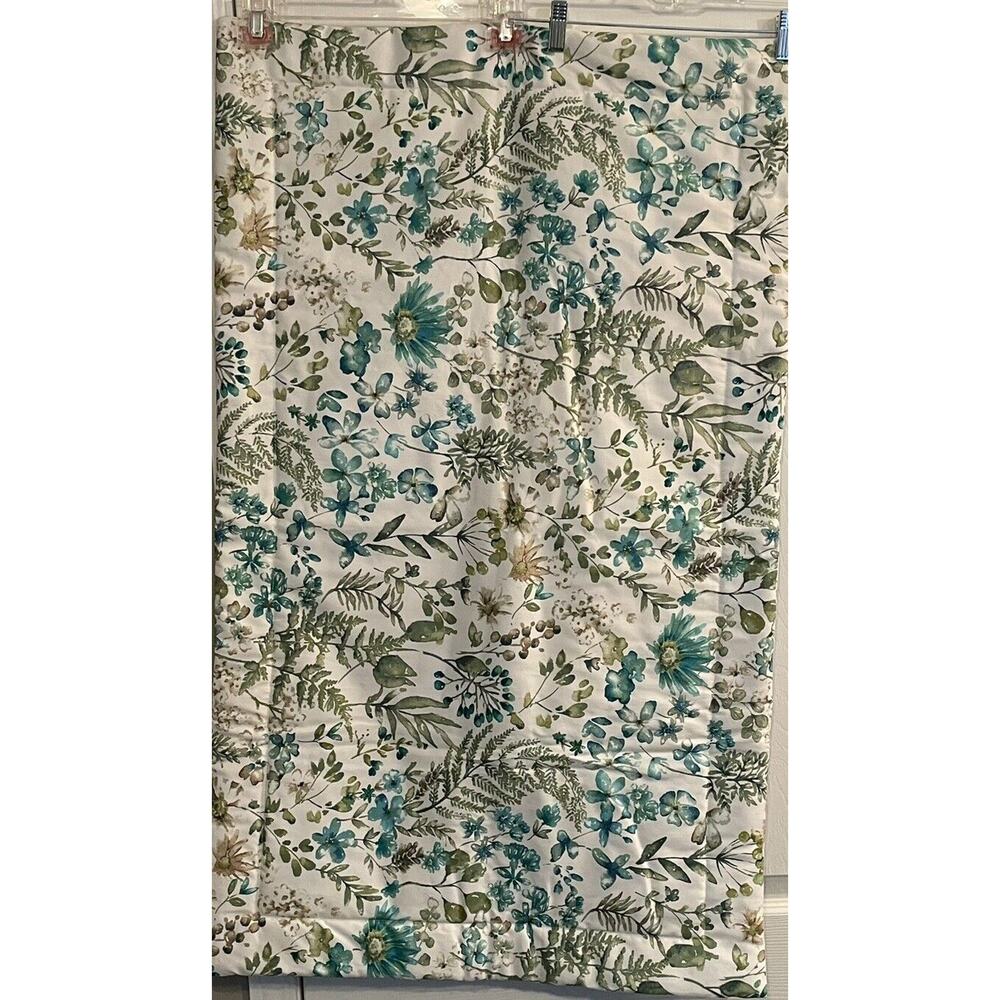 Thomasville Home ~2 King Size Pillow Shams 24x40 Serenity Pattern Floral Comfort